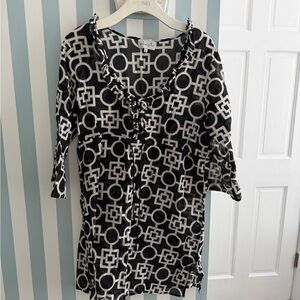 Chic Black and White Patterned Beach Cover Up
